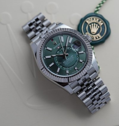 Rolex Sky-dweller Green Dial M336934-0002