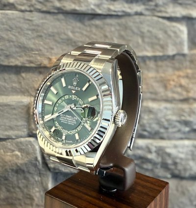 Rolex Sky-dweller Green Dial New Ungetragen 2025