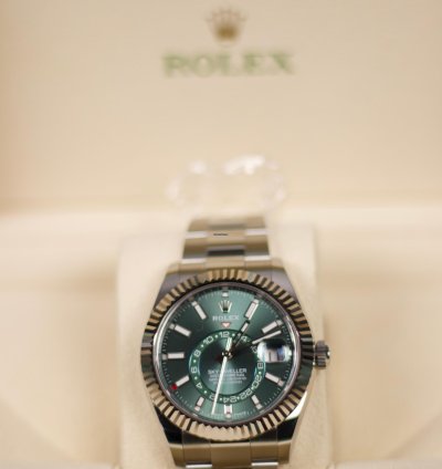 Rolex Sky-dweller Green Dial Oyster