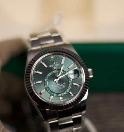 Rolex Sky-dweller Green Dial Oyster