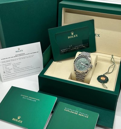 Rolex Sky-dweller Green Mint Dial - Ref 336934 - New 2025