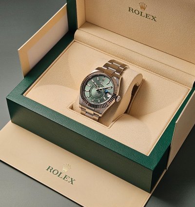 Rolex Sky-dweller Green New Fullset 08 2024 Eu Caseback Sticker