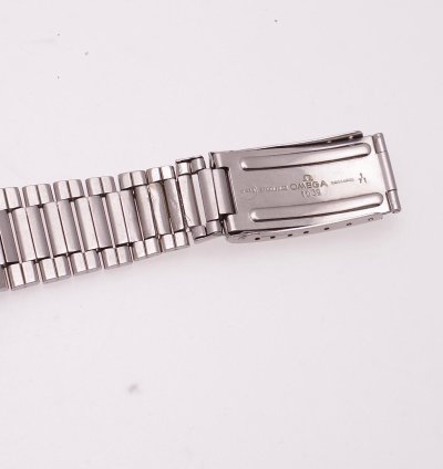 Omega Speedmaster British Military St 142 022 Naafi 1970