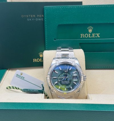 Rolex Sky-dweller Green Sky-dweller
