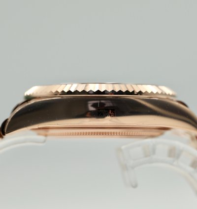 Rolex Sky-dweller In Rose Gold With Blue Dial On Jubilee Bracelet 336935 Full Set