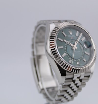 Rolex Sky-dweller Jubilee - 2024 Full Set - Mint Green