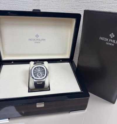 Patek Philippe 2022 5726a-001 Annual Calendar Black Dial 2 Straps