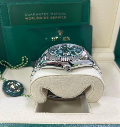 Rolex Sky-dweller Mint Green Index Dial - Jubilee Bracelet 336934