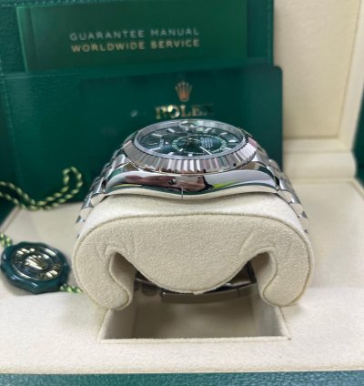 Rolex Sky-dweller Mint Green Index Dial - Jubilee Bracelet 336934