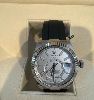 Rolex Sky-dweller Never Worn 2024 Rolex Sky Dweller All Verifed Documents