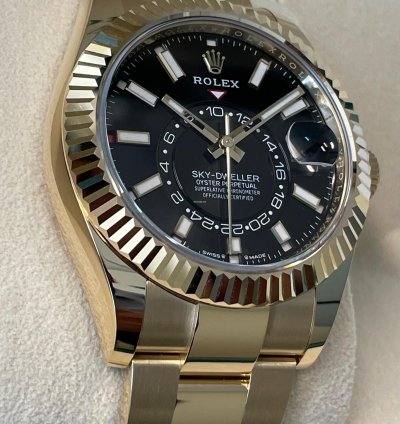 Rolex Sky-dweller New 2023 Men Watch Black Yellow Gold Bracelet 42m 336938 326938