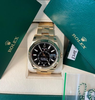 Rolex Sky-dweller New 2023 Men Watch Black Yellow Gold Bracelet 42m 336938 326938