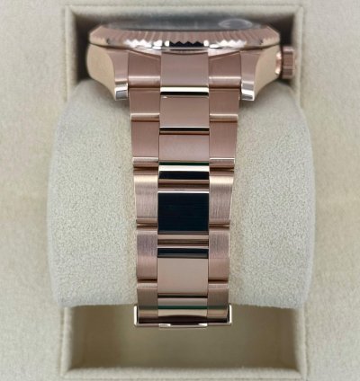 Rolex Sky-dweller New 2024 Rolex Sky-dweller 42mm 336935 Rose Gold Oyster Blue Dial
