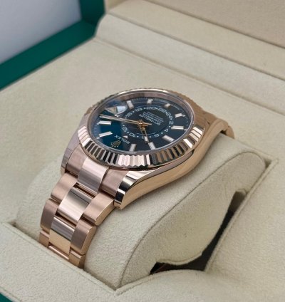 Rolex Sky-dweller New 2024 Rolex Sky-dweller 42mm 336935 Rose Gold Oyster Blue Dial