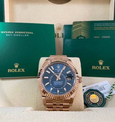Rolex Sky-dweller New 2024 Unworn Sky-dweller Rose Gold Jubilee Blue Index Dial 336935 Complete Set