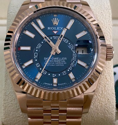 Rolex Sky-dweller New 2024 Unworn Sky-dweller Rose Gold Jubilee Blue Index Dial 336935 Complete Set