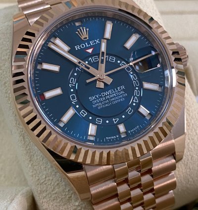 Rolex Sky-dweller New 2024 Unworn Sky-dweller Rose Gold Jubilee Blue Index Dial 336935 Complete Set