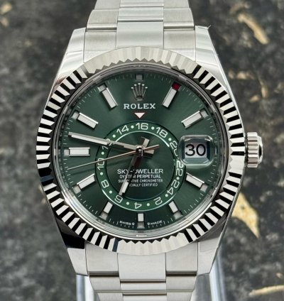 Rolex Sky-dweller New 2025 - Sky-dweller - Green Dial - Oyster - 336934-0001