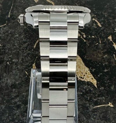 Rolex Sky-dweller New 2025 - Sky-dweller - Green Dial - Oyster - 336934-0001