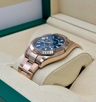 Rolex Sky-dweller New 2025 Sky-dweller 42mm 336935 Rose Gold Blue Dial