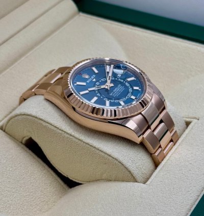 Rolex Sky-dweller New 2025 Sky-dweller 42mm 336935 Rose Gold Blue Dial