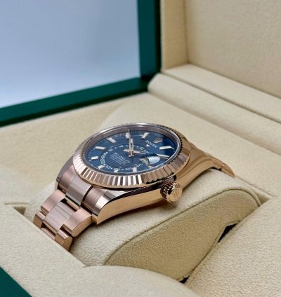 Rolex Sky-dweller New 2025 Sky-dweller 42mm 336935 Rose Gold Blue Dial