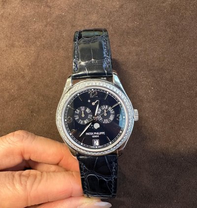 Patek Philippe Annual Calendar 5147g-001