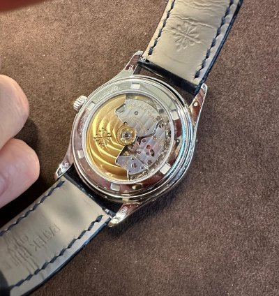 Patek Philippe Annual Calendar 5147g-001