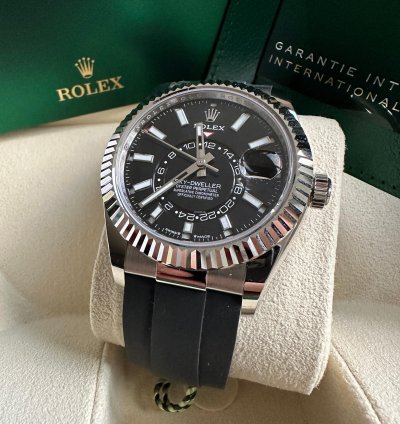 Rolex Sky-dweller New Reference 2023 Black Dial White Gold Fluted Bezel Oysterflex Rubber Strap
