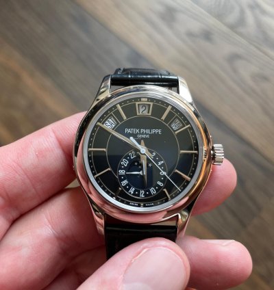 Patek Philippe Annual Calendar 5205g-013 Wei Gold