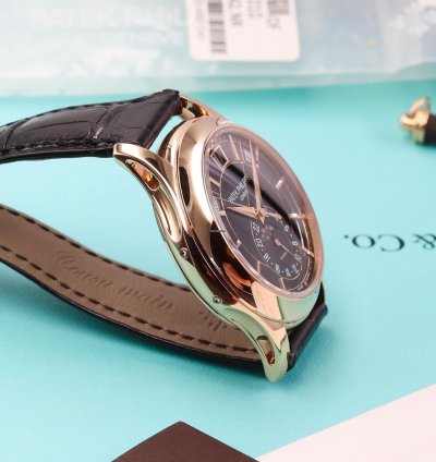 Patek Philippe Annual Calendar 5205r - Tiffany Co - Full Set - Very Rare - Excellent Condition