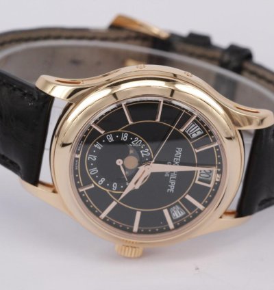 Patek Philippe Annual Calendar 5205r-010