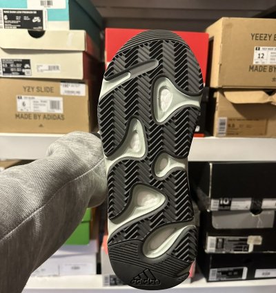 Yeezy 700 Salt
