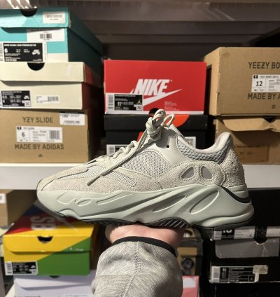 Yeezy 700 Salt