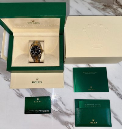 Rolex Sky-dweller New Rolex Sky-dweller 42mm - Yellow Gold Steel