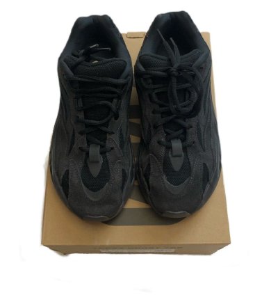 Yeezy 700 V2 Vanta