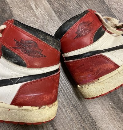Grail 1985 Air Jordan 1 Og Chicago Red