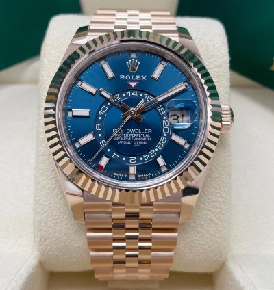 Rolex Sky-dweller New Sky-dweller 336935 Blue Dial 18k Rose Gold 42mm Jubilee Bracelet