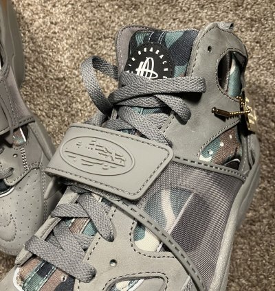 Gully Grey Corteiz Nike Air Trainer Huarache