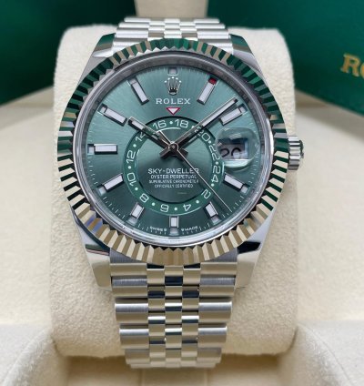 Rolex Sky-dweller New Sky-dweller Mint Green Dial 336934 Jubilee Bracelet 42mm Stainless Steel Watch