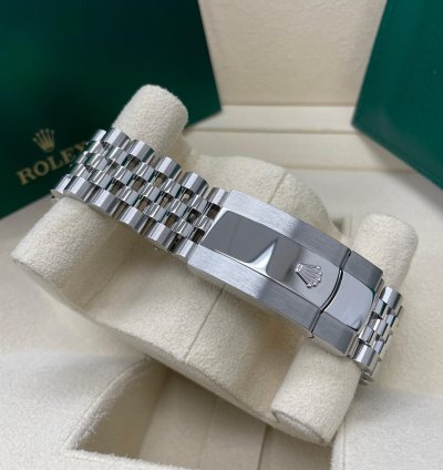 Rolex Sky-dweller New Sky-dweller Mint Green Dial 336934 Jubilee Bracelet 42mm Stainless Steel Watch