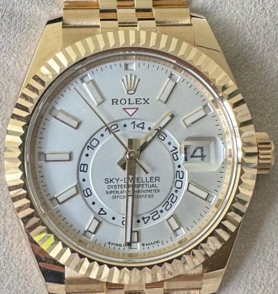 Rolex Sky-dweller Nieuw Goud