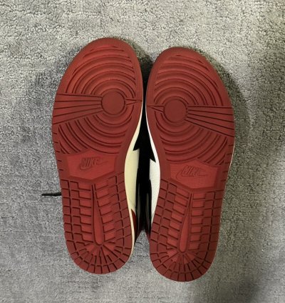 Jordan 1 Bred Toe