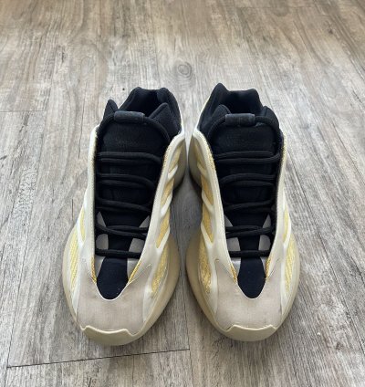 Yeezy 700 V3 Safflower
