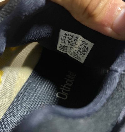 Yeezy 700 V3 Safflower