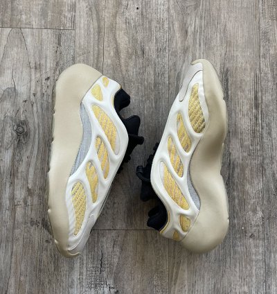 Yeezy 700 V3 Safflower