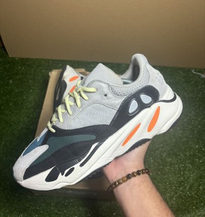 Yeezy 700 Wave Runner