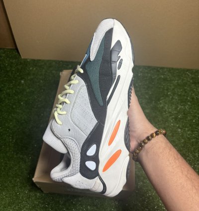 Yeezy 700 Wave Runner
