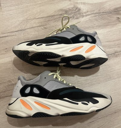 Yeezy 700 Wave Runners