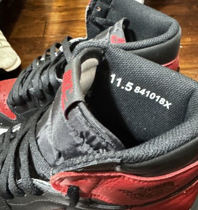 Jordan 1 Retro Banned Bred
